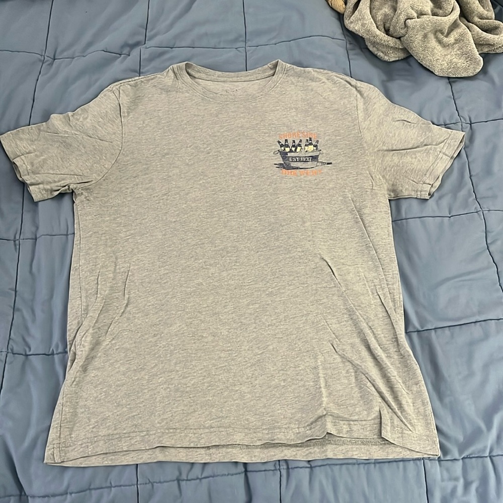Large Izod graphic t-shirt
